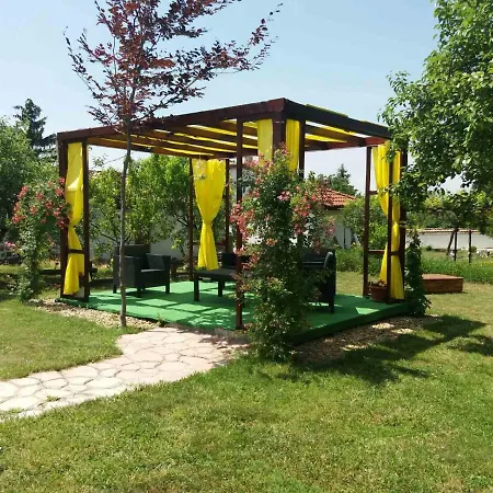Chiflik Elena 3* Kiulevča
